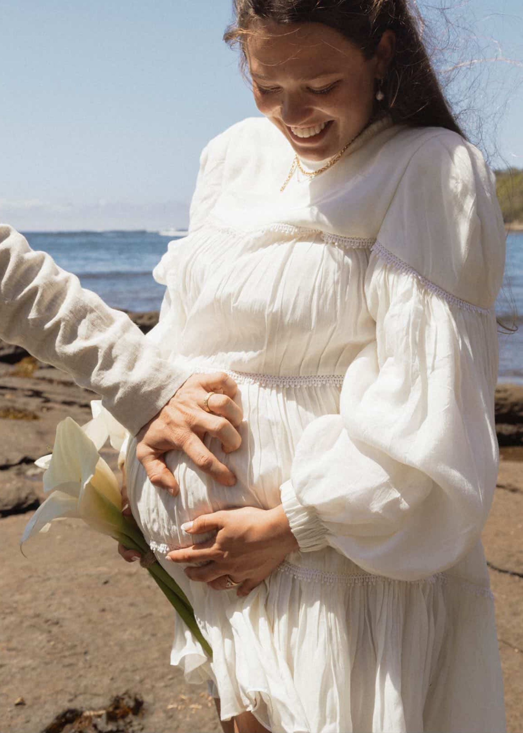 Zenya | White