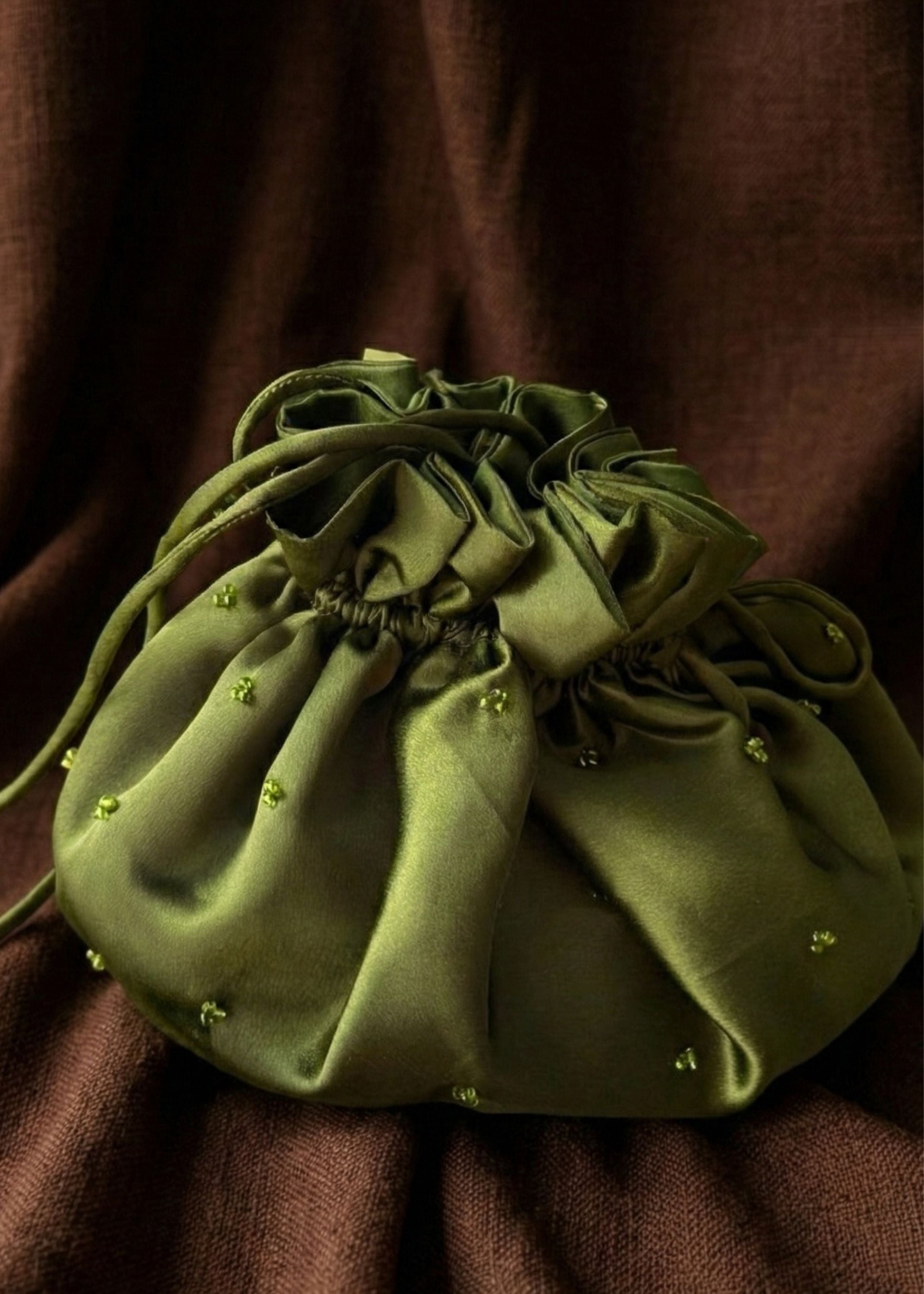 Ivy Potli Bag - Christmas Edition