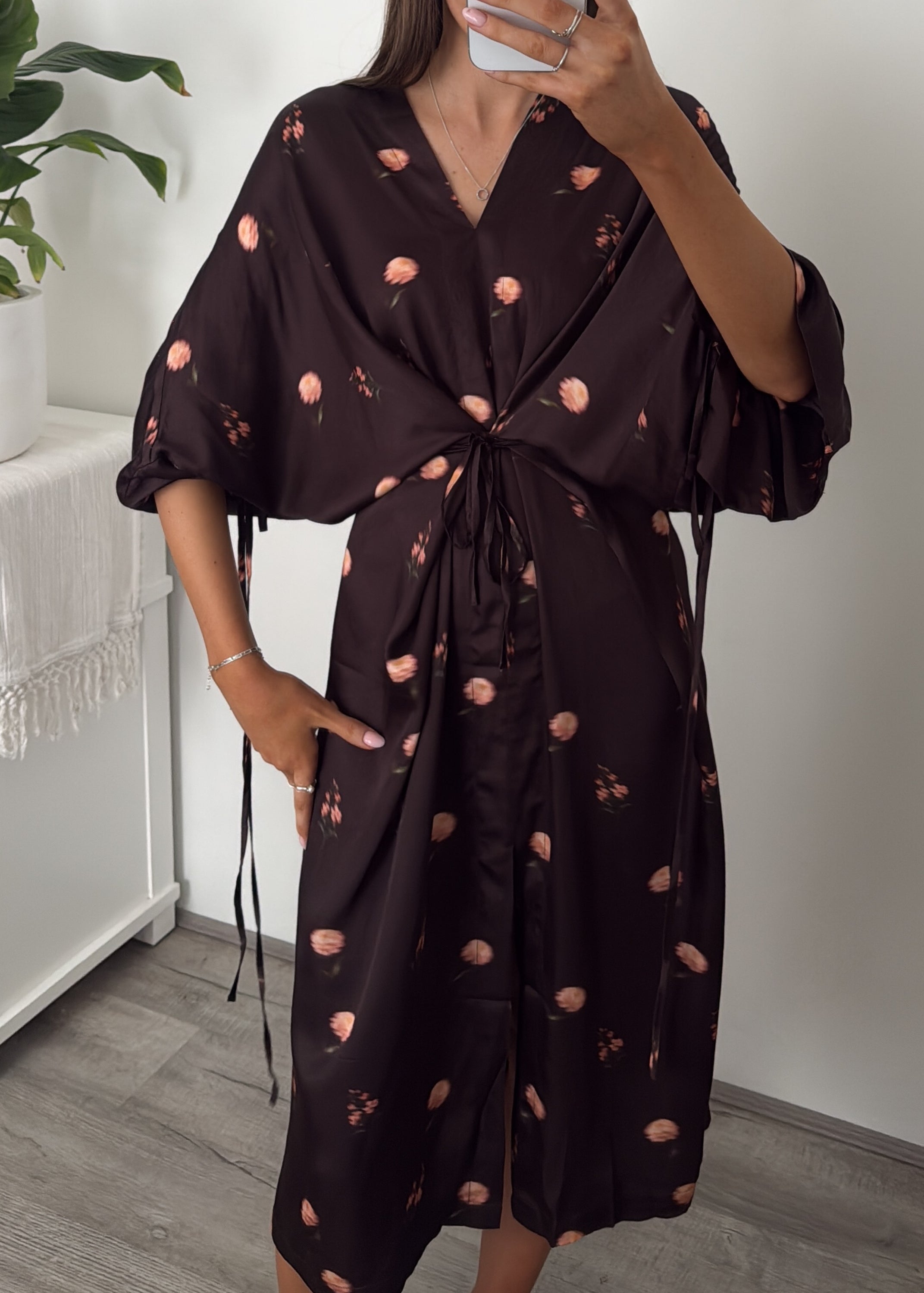 Leonie Midi | Chocolate