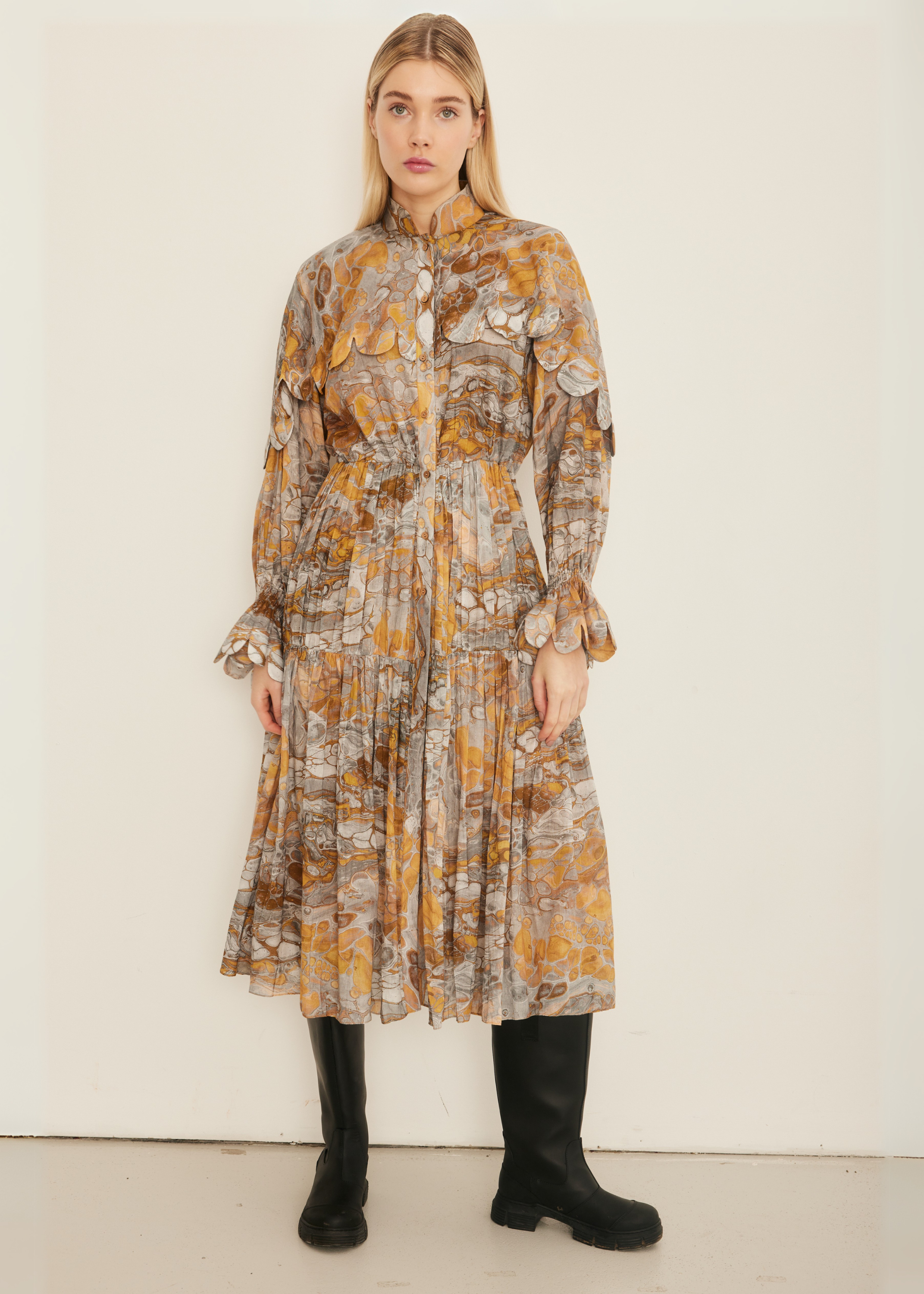 Alyssa Cape Dress | Small/Medium