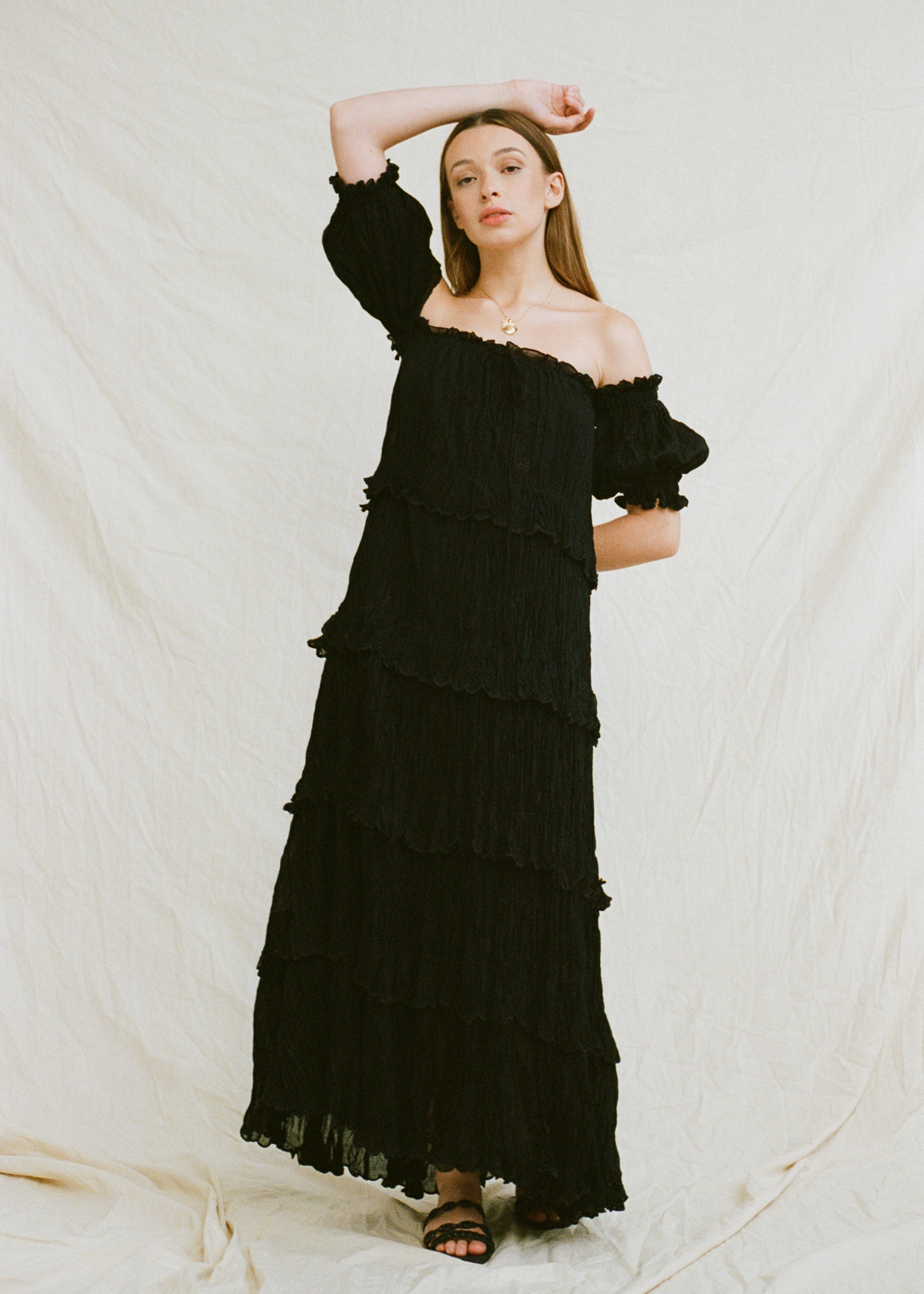 Esha II | Black