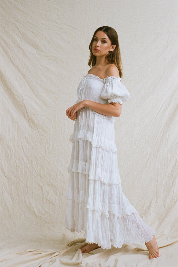 Esha II | White