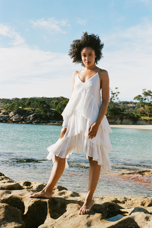 Sonia | White | Sample
